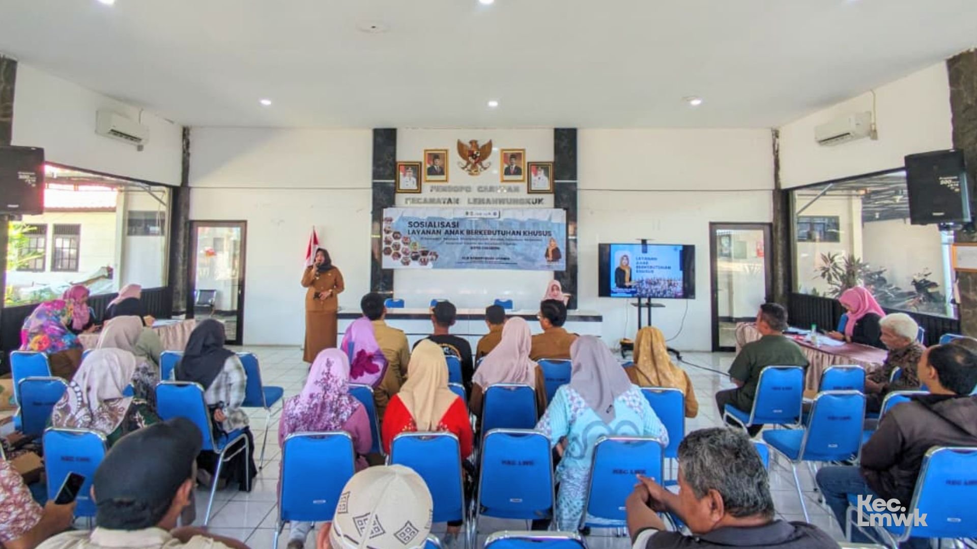 Camat Lemahwungkuk Hadiri Sosialisasi Layanan Pendidikan Anak Berkebutuhan Khusus