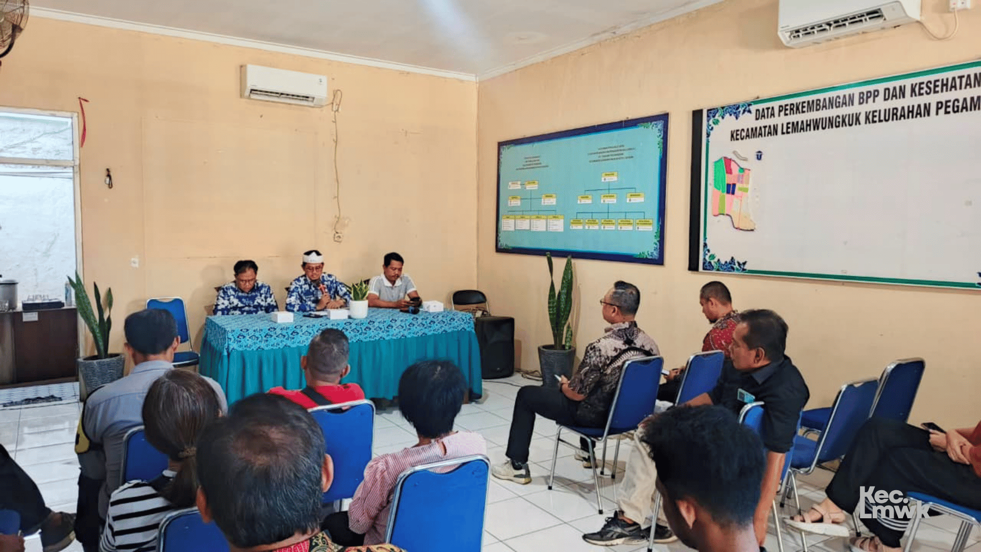 Infrastruktur Jadi Prioritas, Kerusakan Jalan Buyut Kutasirap Dibahas Bersama