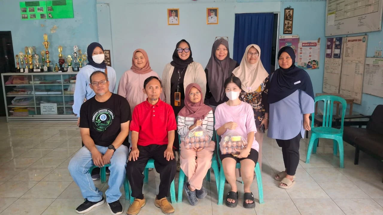 Kecamatan Lemahwungkuk Lanjutkan Program PARAMA YUDA, Salurkan Bantuan Gizi bagi Ibu Hamil KEK di Kelurahan Lemahwungkuk
